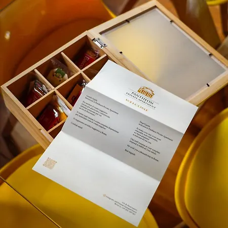 Pantheon Private Lejlighed *