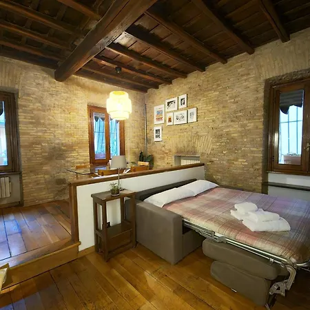 Pantheon Private Apartment *